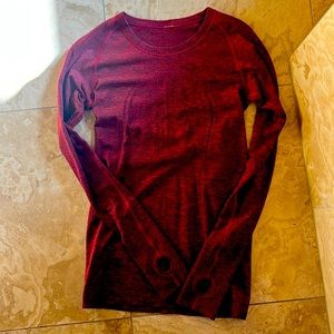 Dark red speckled black long sleeves swiftly